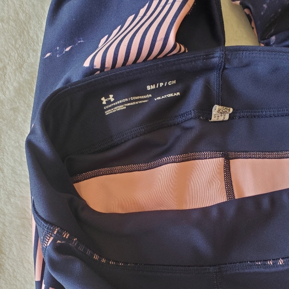🏃‍♀️UNDER ARMOUR Heat Gear Compression Pants - Picture 5 of 8